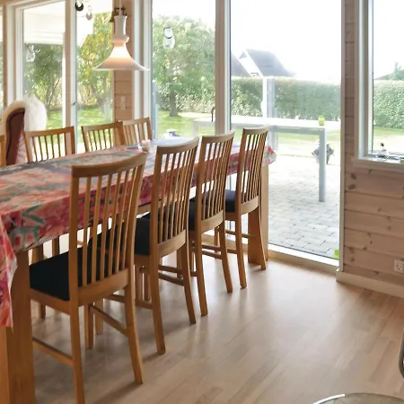 Three-bedroom Holiday In Assens